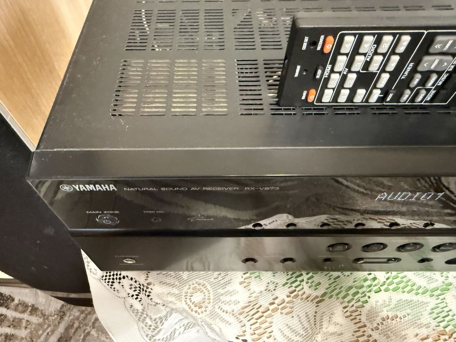 Yamaha RX-V673 Ресивър 4K