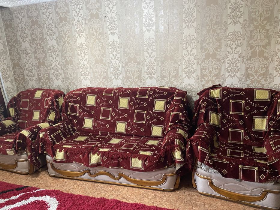 Диван с креслами