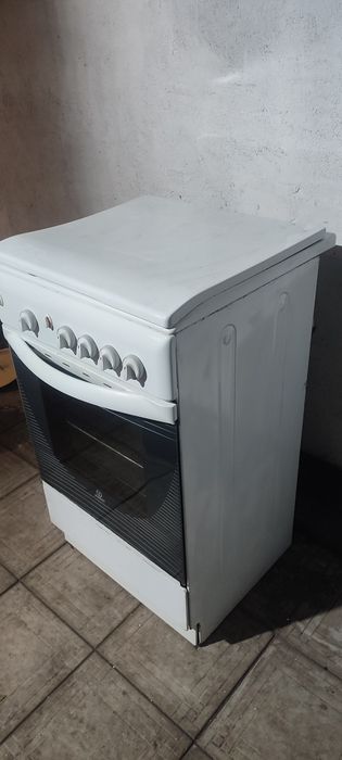 Газовая плита INDESIT