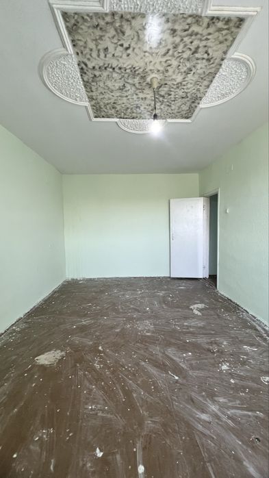 1xona 260mlnga srochna sotiladi