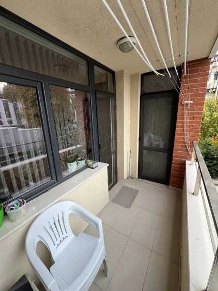 Дава се под наем Двустаен апартамент в Пловдив, Гагарин - 65 кв.м за 383 € - Снимка #2