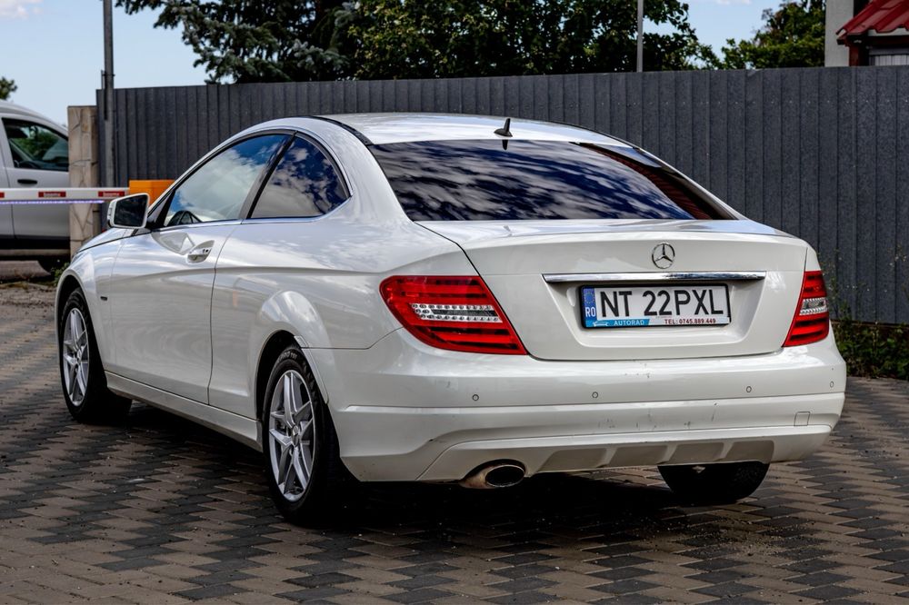 MERCEDES-BENZ C-Class 2011 — imagine 4