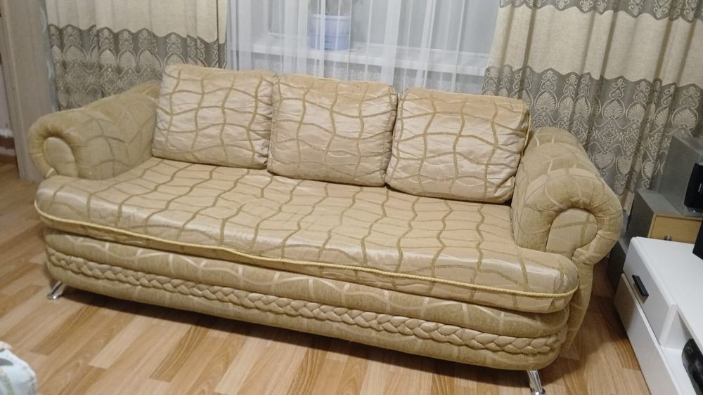 Продам диван б/у