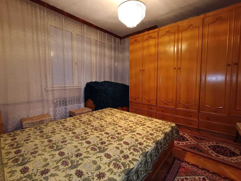 Тристаен апартамент в центъра на град Велико Търново