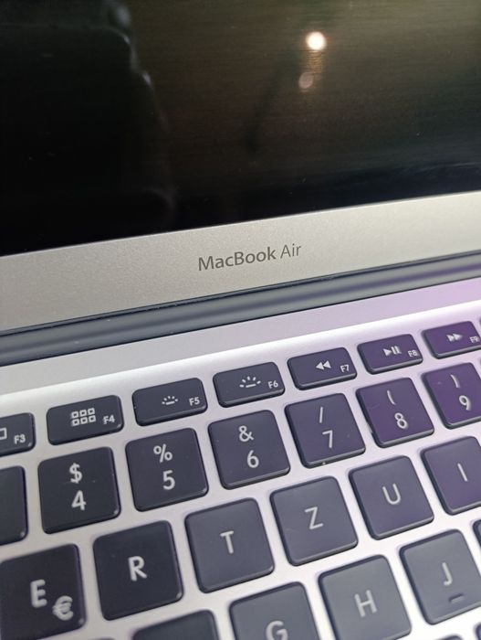 Macbook air A1466 procesor i5