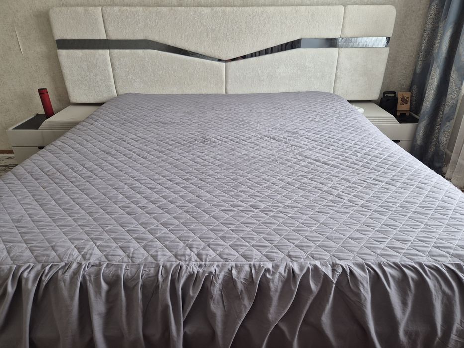Кровать сатылады, размер-180/200
