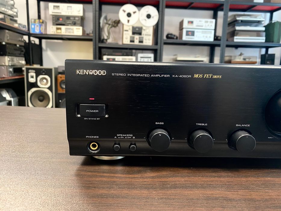 Качествен усилвател Kenwood