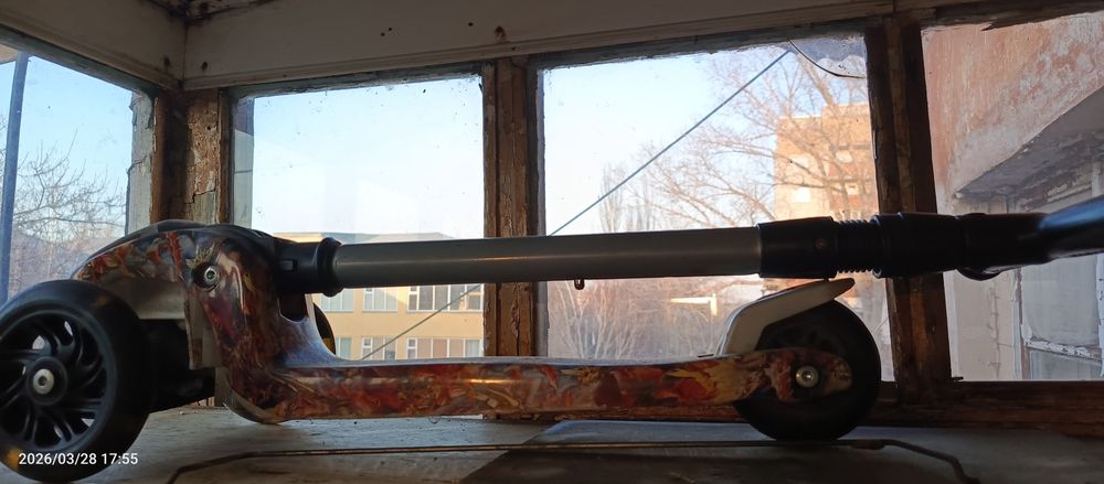 Продам  самокат.