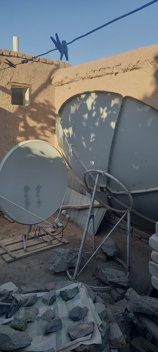 Спутниковый антенны, с тюнер