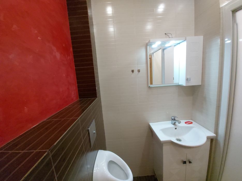 Дава се под наем Тристаен апартамент в Пловдив, Коматевски възел - 80 кв.м за 484.5 € - Снимка #10