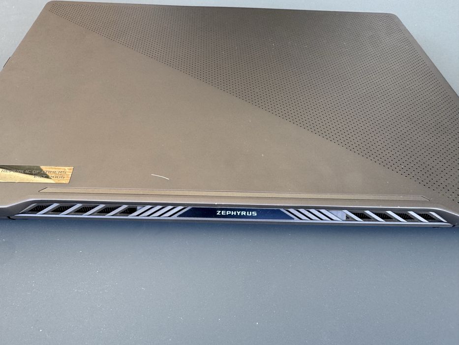 VAND URGENT! - ROG Zephyrus G14- Oferta Super