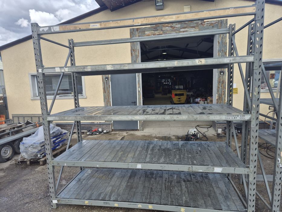 Raft metalic industriala