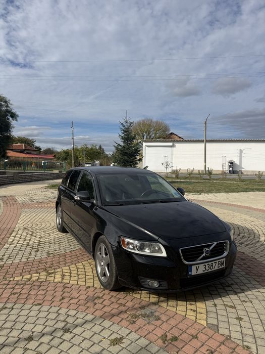 Volvo V50, 1.6 дизел, 2011 г.