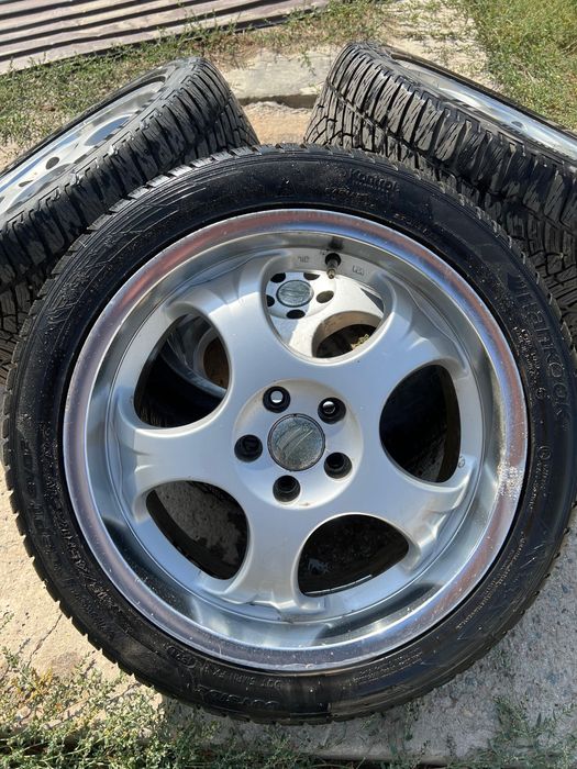 Диски с резиной разноширокие