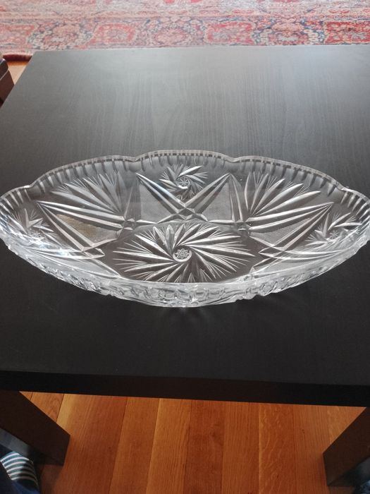 Продавам оловен кристал