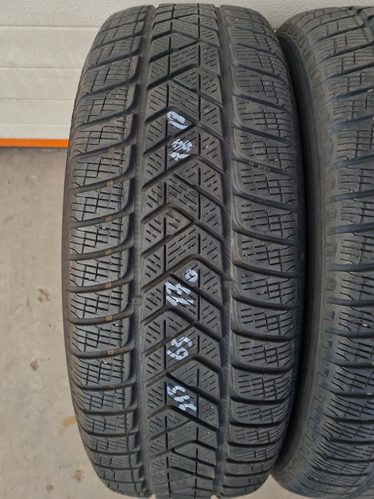 Зимни гуми 4 броя PIRELLIScorpion 215 65 R17 дот 1818