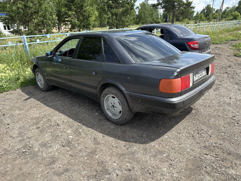 Продам ауди 100 с4 2,6 л механика