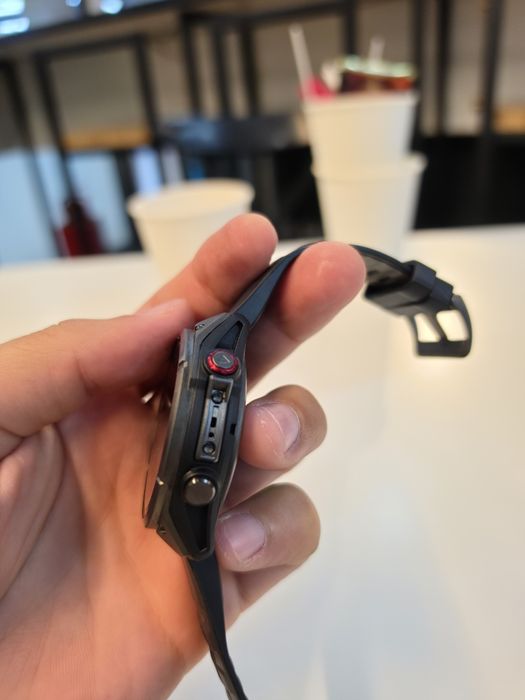 Продам GARMIN FENIX 8 PRO новый