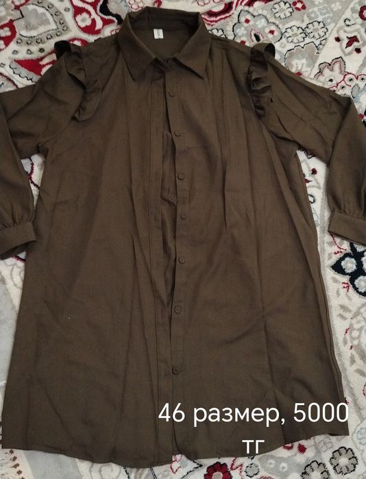 Продам женские платья