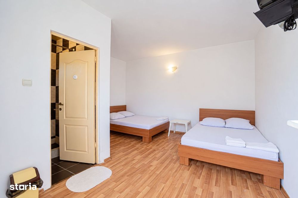 Vilă cu două corpuri – locuință și potențial de cazare