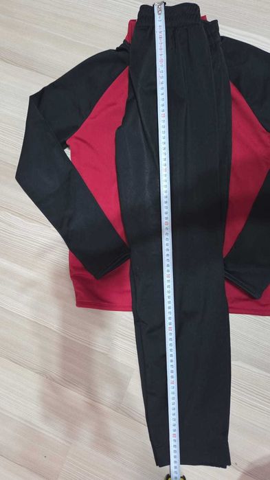 анцуг. adidas. височина 140см