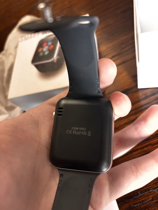 Smart Часовник ЧИСТО НОВ