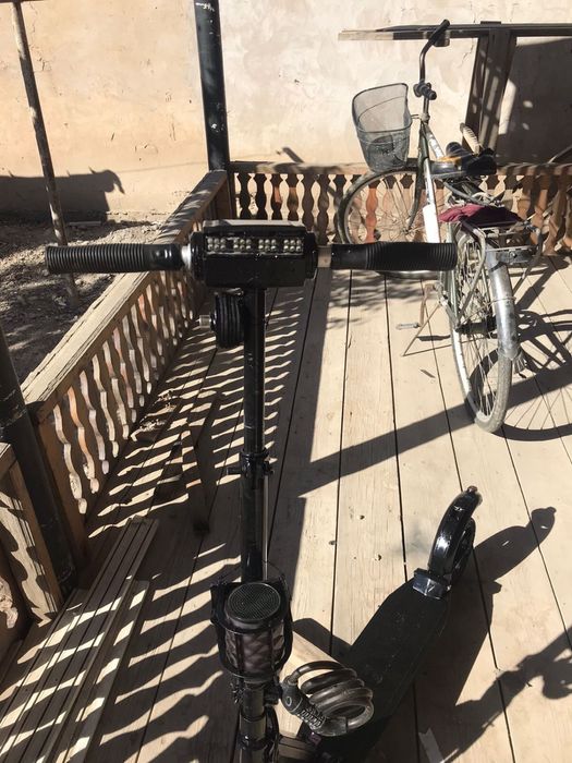 Электро самокат в хорошем состоянии