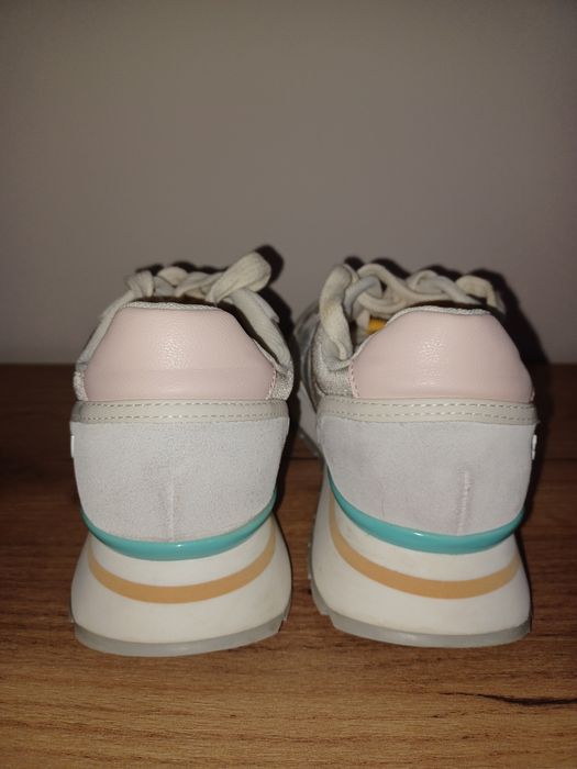 Дамски кецове Gioseppo