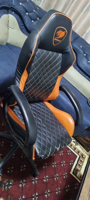 Cougar gaming кресло