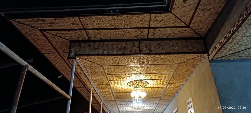 Qamish boʻyra sifatli toʻqilgan oshxona va besedkalar uchun