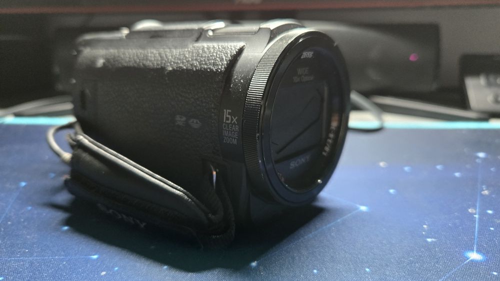Sony FDR-AX33 stare f buna