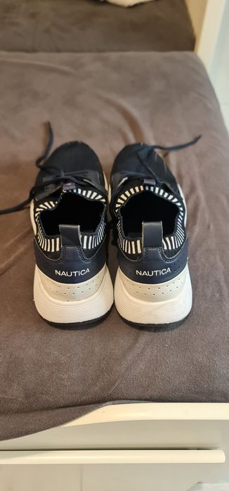 Vând adidași Nautica Originali
