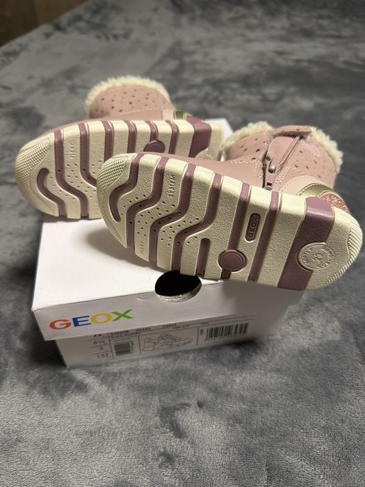 Geox нови ботушки