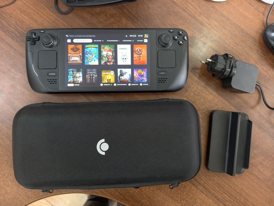 Steam deck LCD 1 Tb