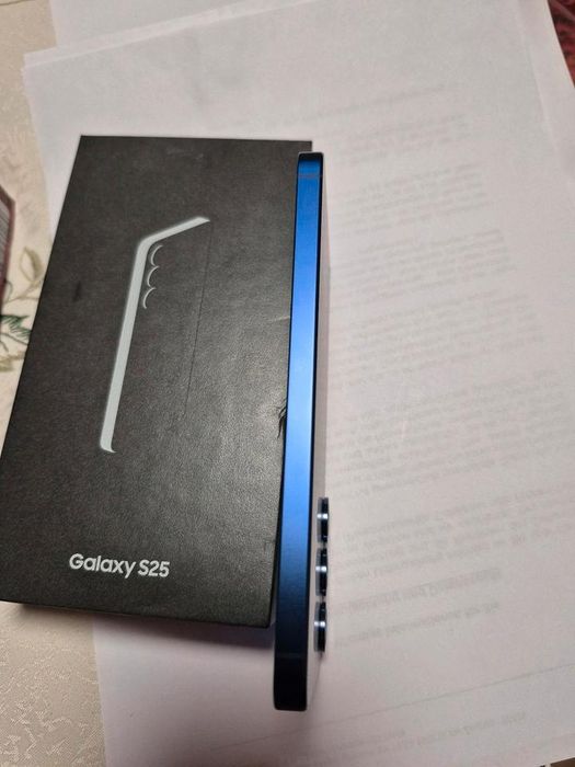 Vând Samsung S25 512Gb