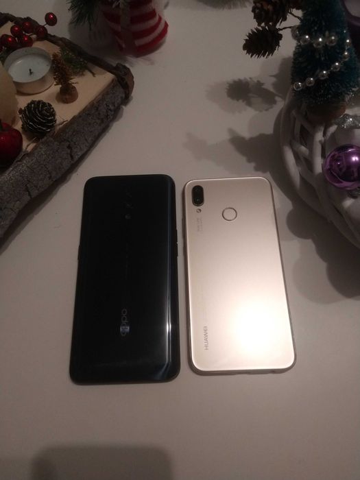 Vand 2 telefoane la pachet