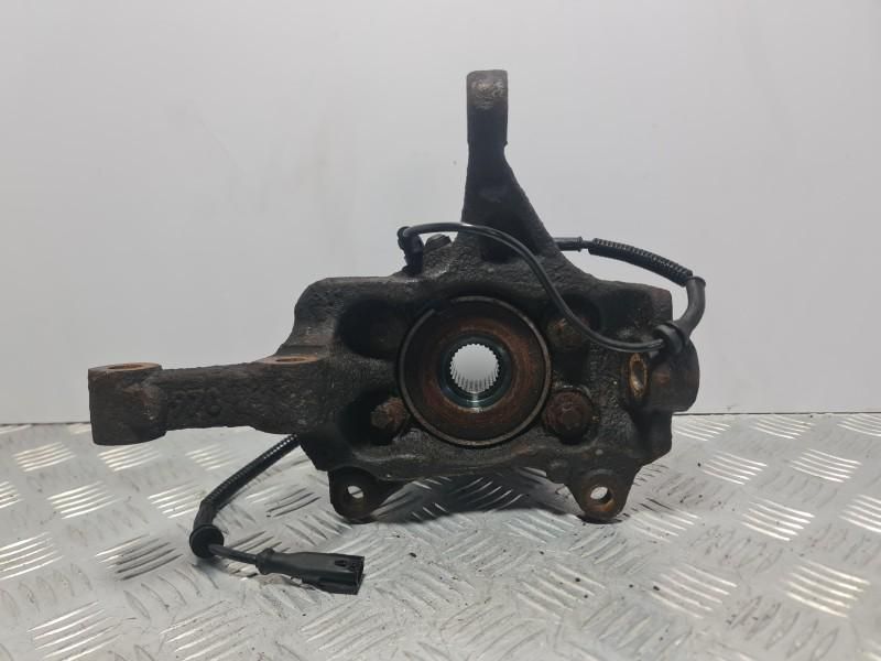 Fuzeta cu rulment si senzor ABS dreapta fata Opel Vivaro B 1.6 cdti