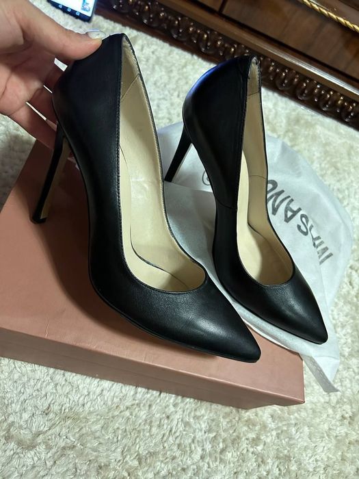 Срочно продам обувь