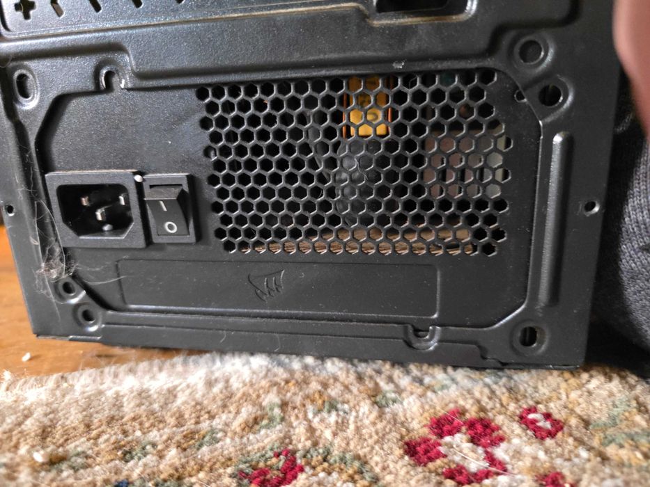 Sursă Corsair CV450 450W – perfect funcțională
