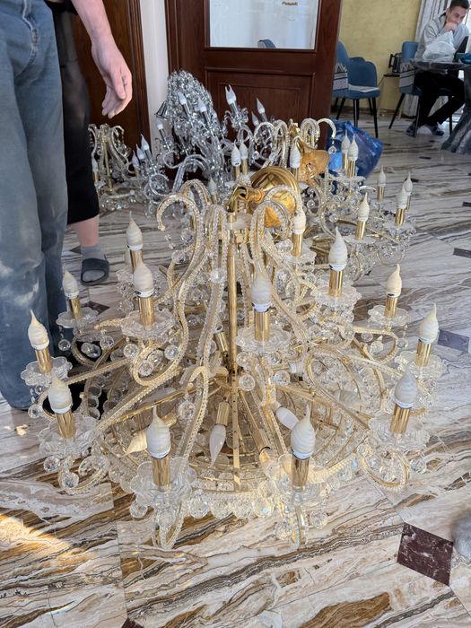 Люстра б/у 7 штук