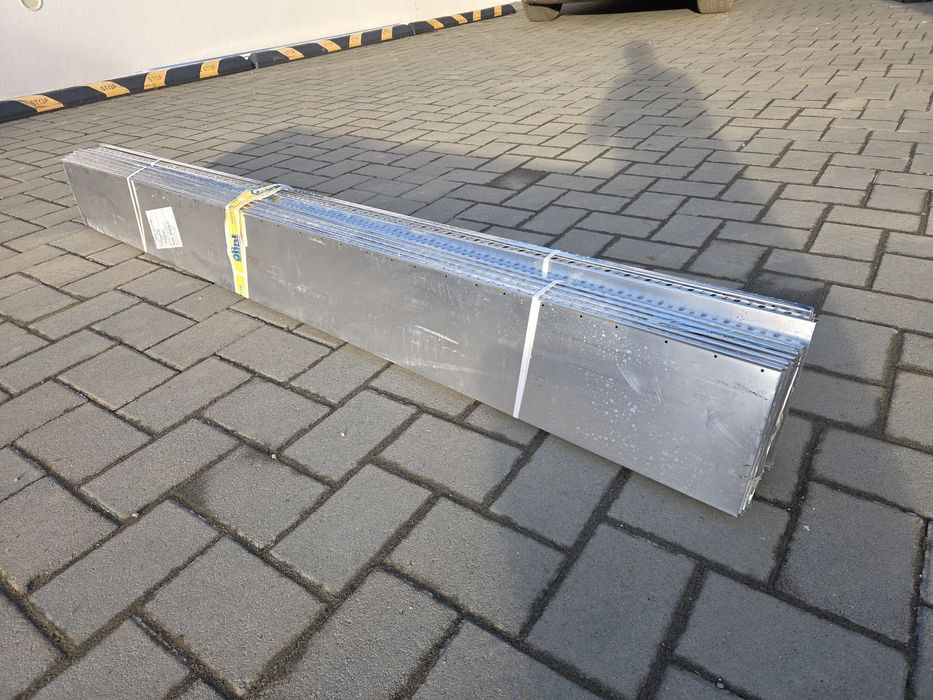 Profil soclu metalic 20 cm fațada (pentru vată sau polistiren))