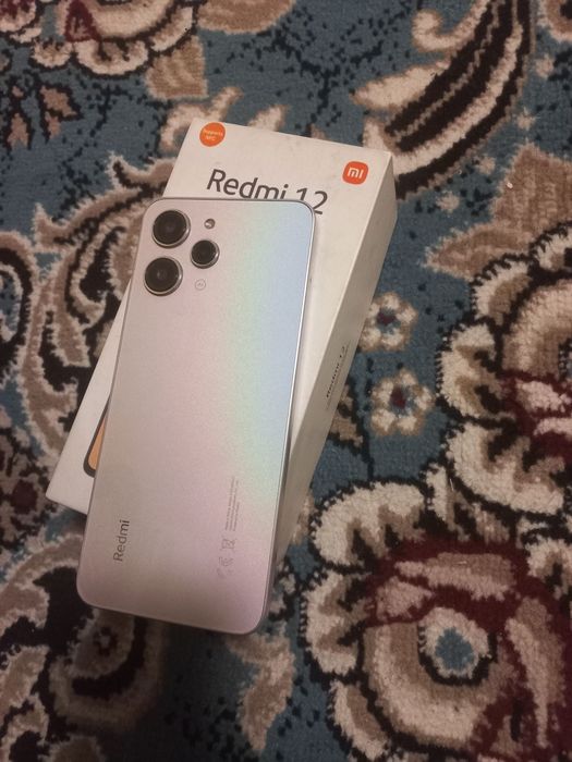 Redmi 12 sotiladi