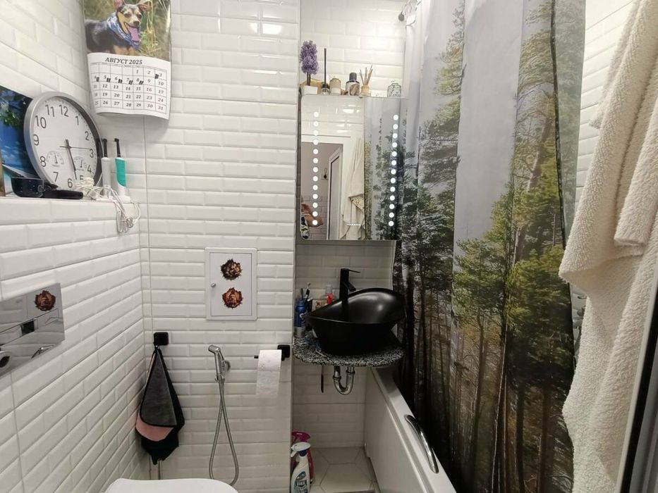 Продава се Двустаен апартамент в Бургас, Братя Миладинови - 65 кв.м за 2585 €/кв.м - Снимка #9