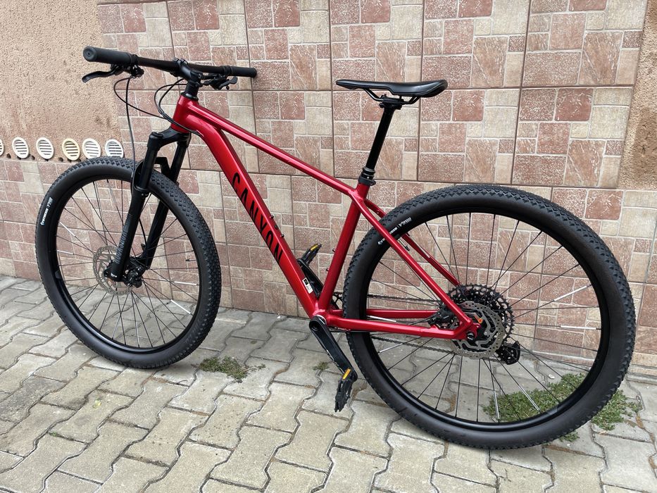 Bicicleta MTB 29-er 1x12 RockShox Air