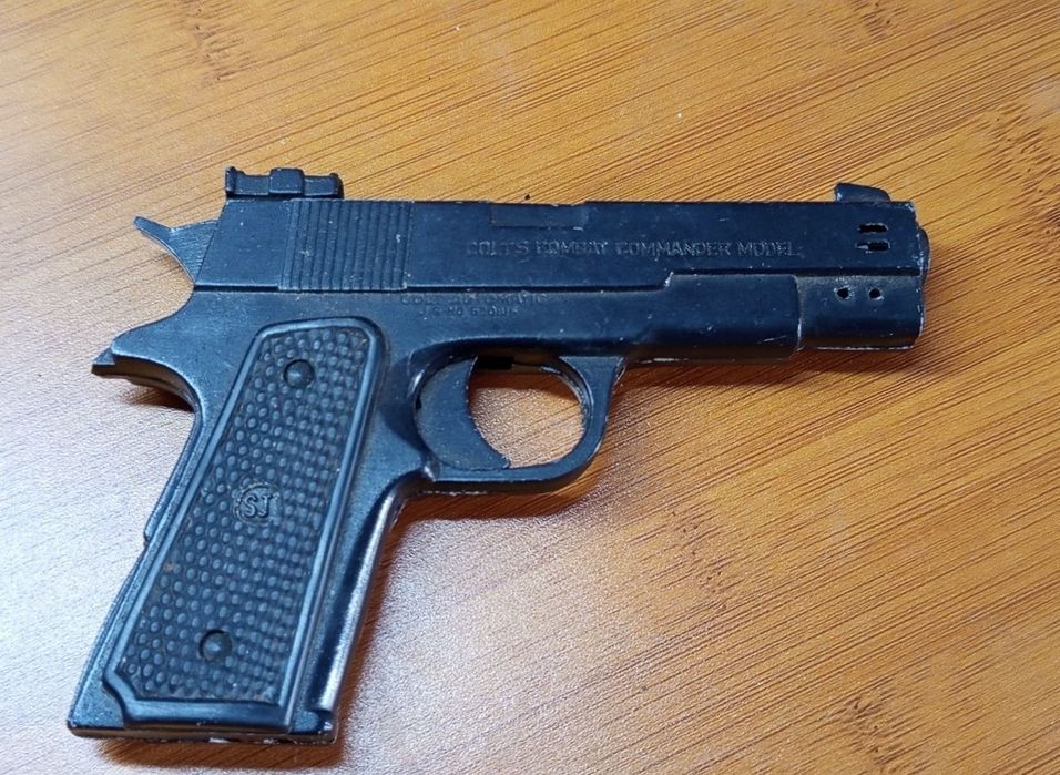 Pistol vintage de panoplie Colt Combat,full metal