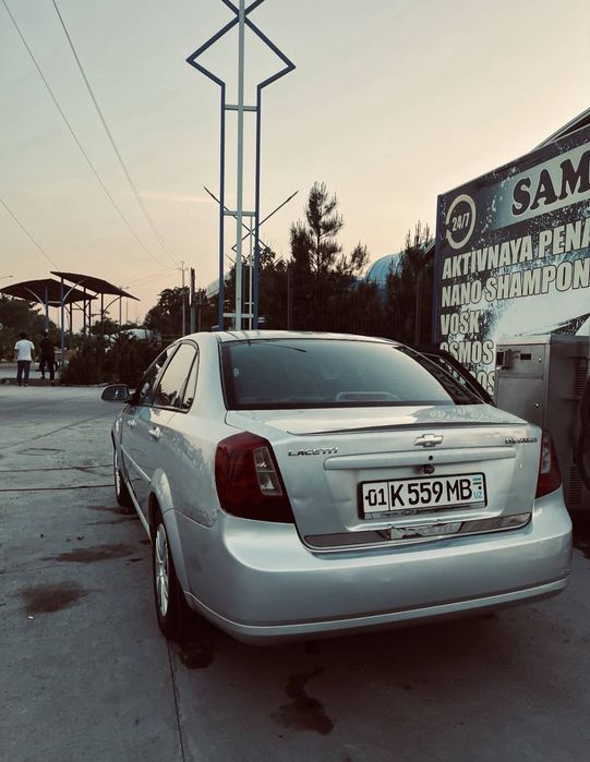 Lasetti 1,8 2010 propan