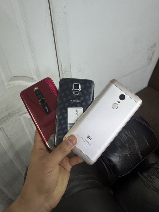 телефоны  xiaomi, spark, все рабочие