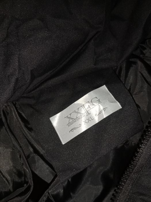 Продам зимнию куртку