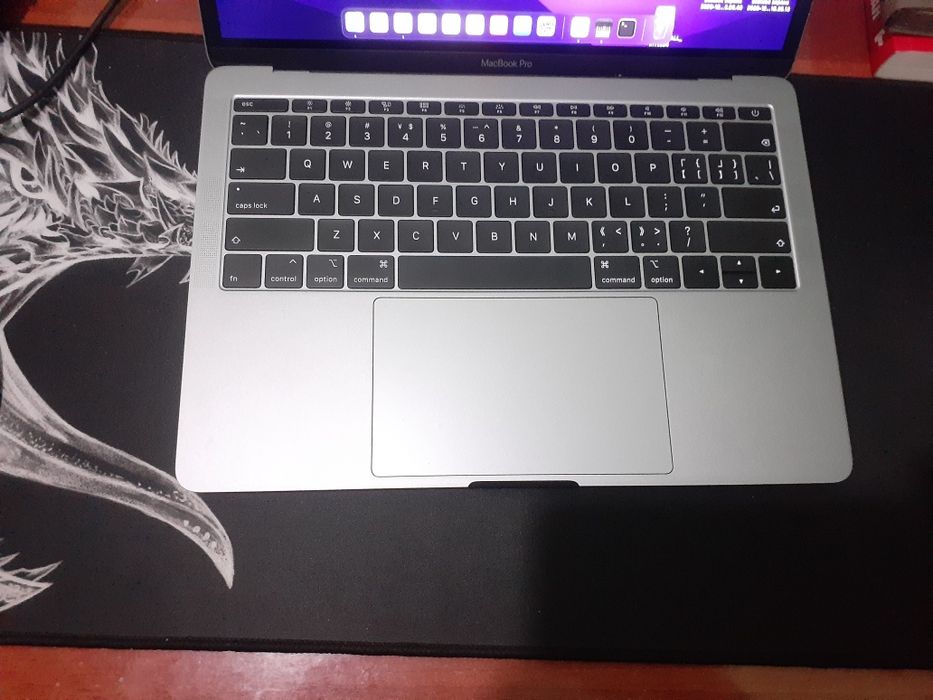 Macbook pro 8/512gb