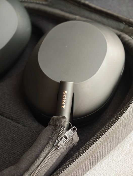 Наушники Sony WH-1000XM5